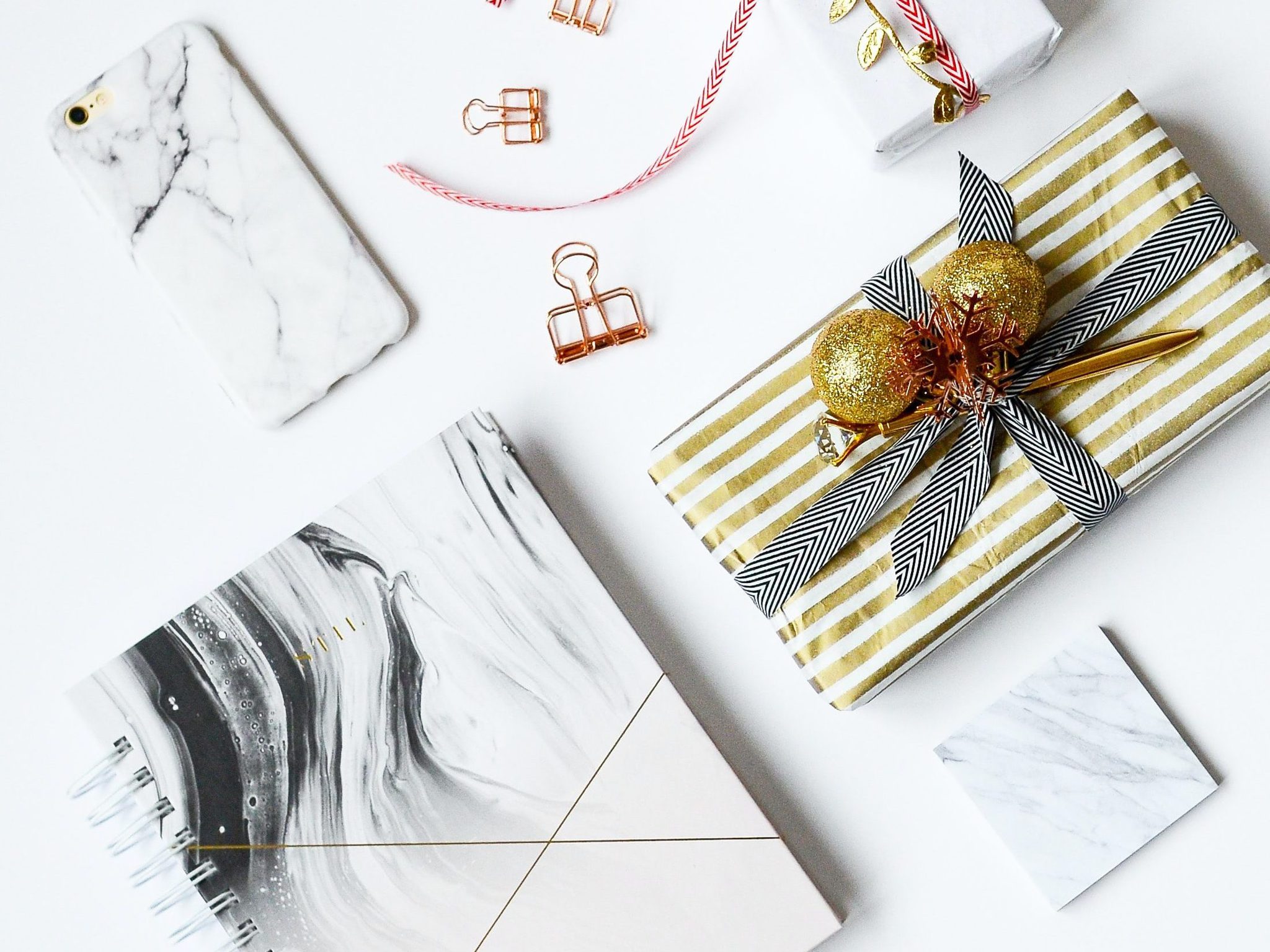 Reshoot your product photos with a holiday theme