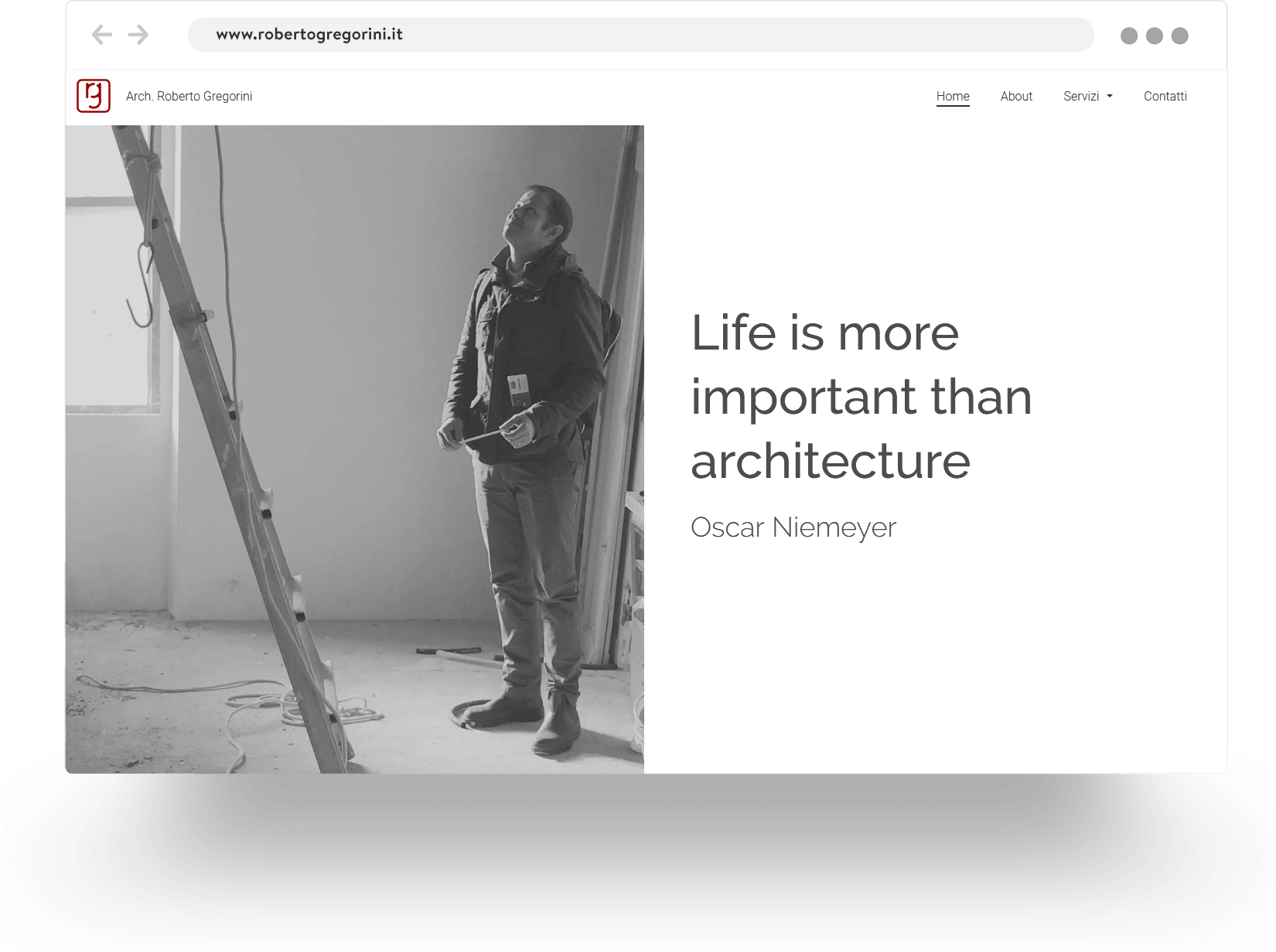 Example of an architecture website built with Jimdo showing an architect looking up to the top of a ladder